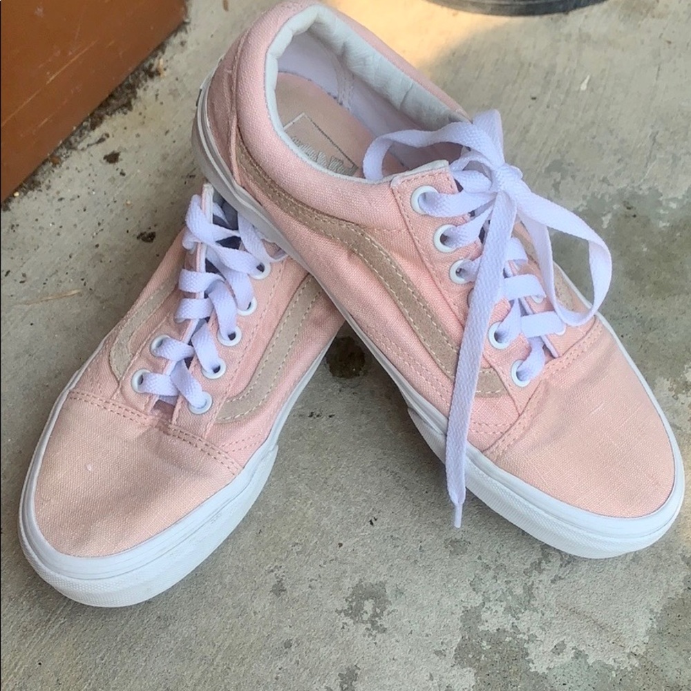 Soft pink Vans women's 6.5